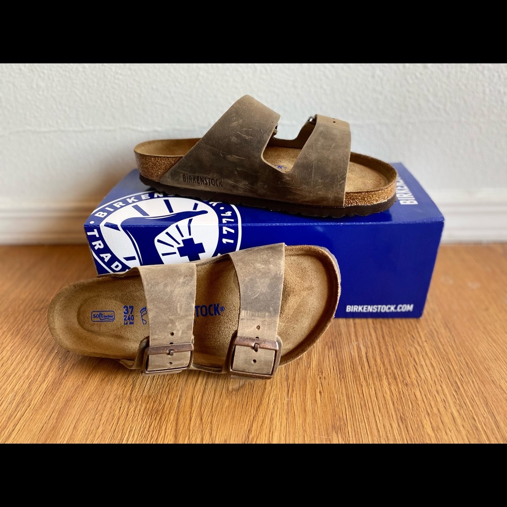 Brand new never worn Birkenstock’s